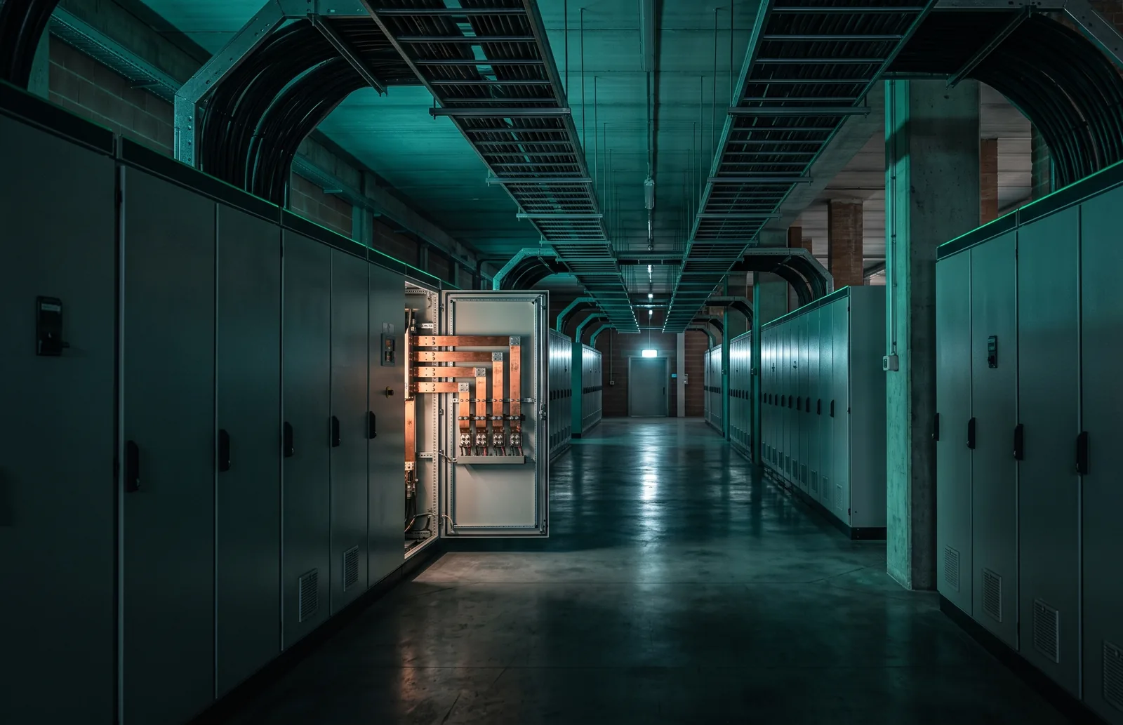 Corridoio di una cabina elettrica